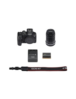 CANON EOS R7 + RF-S 18-150
