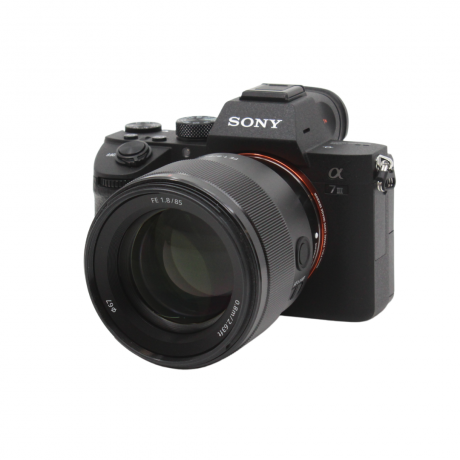 SONY ALPHA 7 III  + 85/1.8