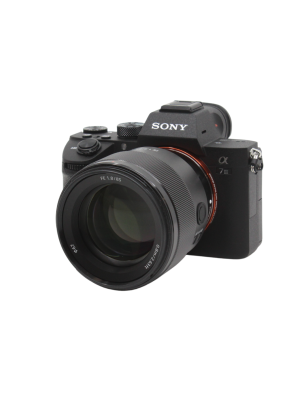 SONY ALPHA 7 III  + 85/1.8