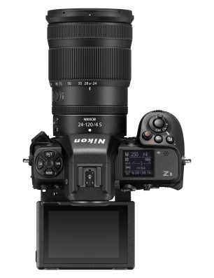 NIKON Z8 + 24-120 F/4 S