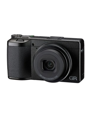 Ricoh GR IV – Compact expert APS-C 28 mm