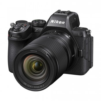 NIKON Z5 II + 24-105 F/4-7.1