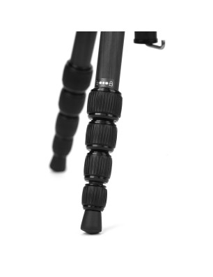 Caruba Travelstar 143 Carbon – Trépied carbone compact