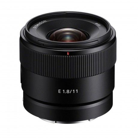 SONY SEL 11 F/1.8