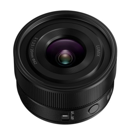 PANASONIC S 20 F/2.5